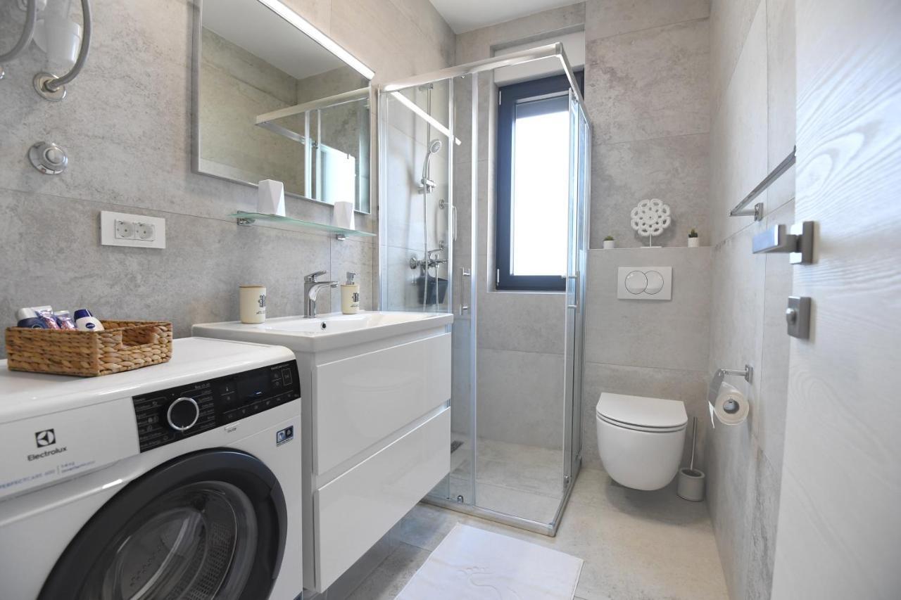 Apartment Maritimo Zadar Bagian luar foto